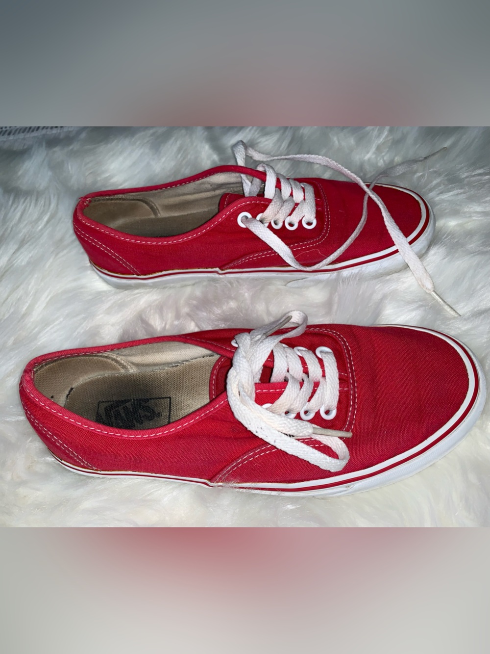 Vans Red Canvas Low-Top Sneakers with White Laces - Size Women 8 - Picture 3 of 6